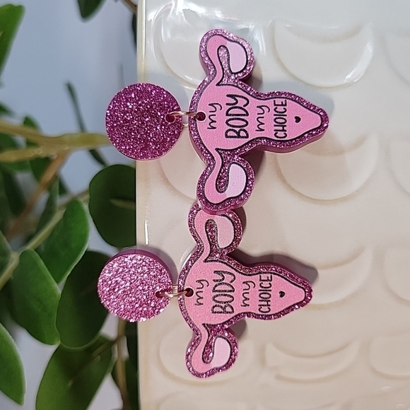 My Body, My Choice Uterus Dangle Earrings, feminist - Picture 4 of 6